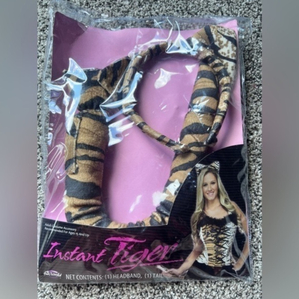 NWT Instant Tiger headband and tail